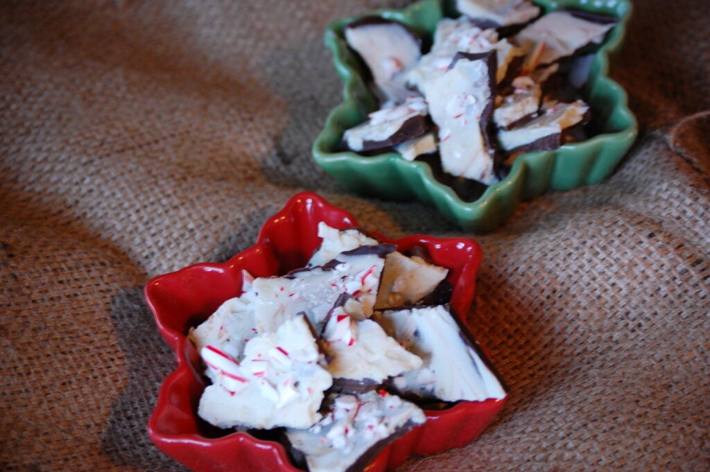 Peppermint Bark {The Perfect Holiday Treat}