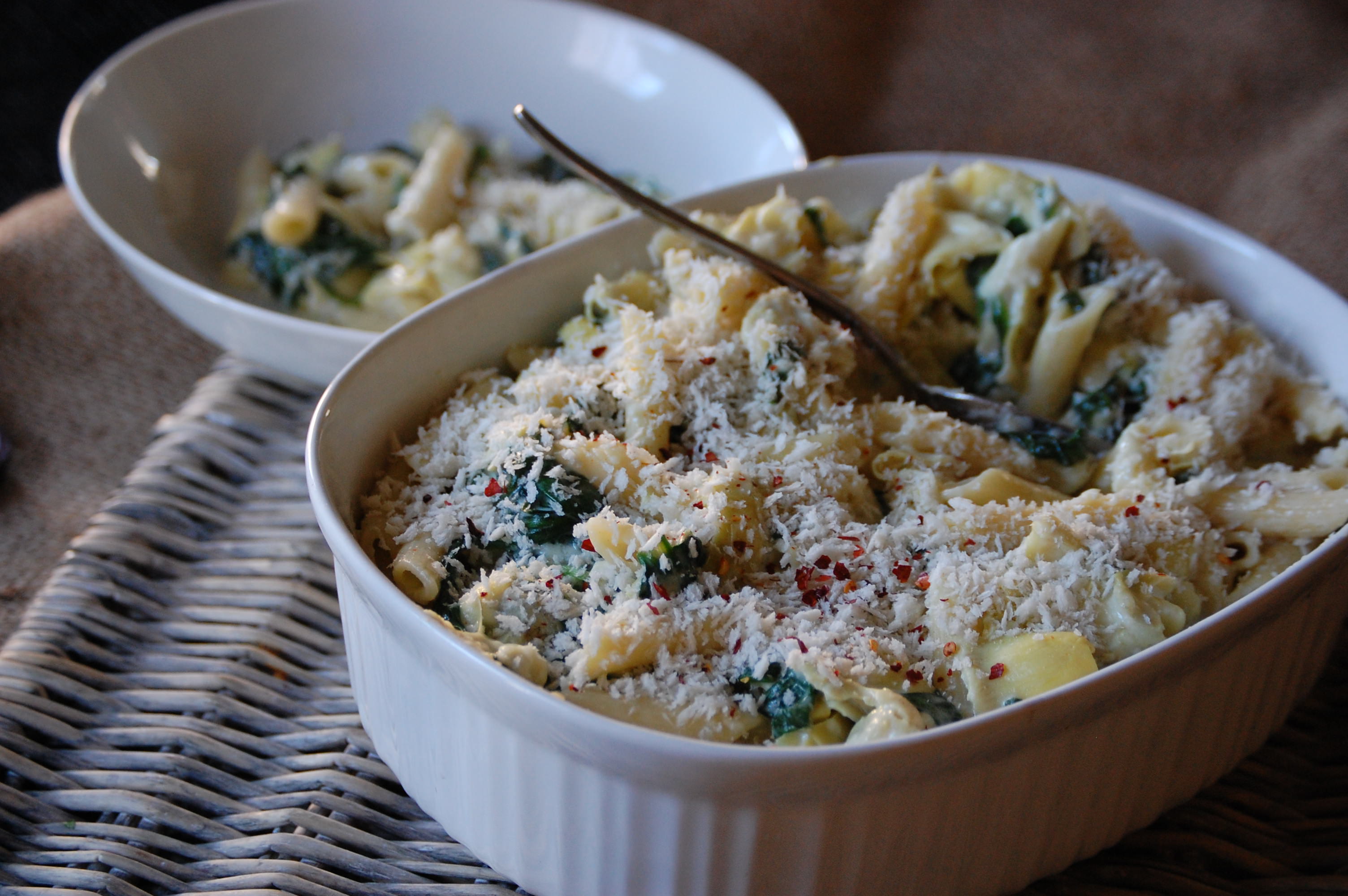 Spinach Artichoke Pasta with Panko Breadcrumbs