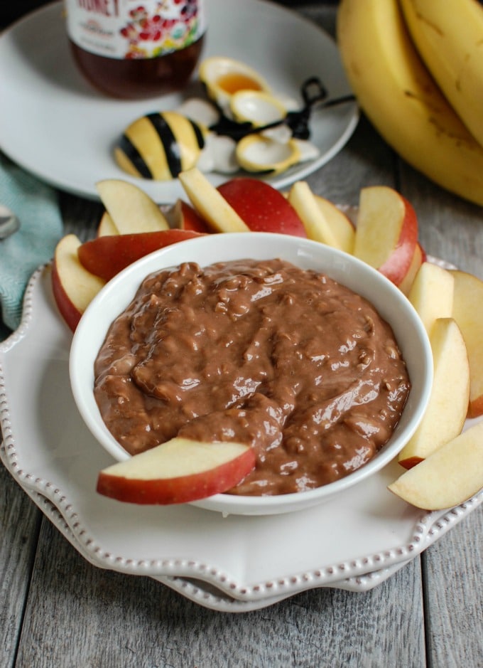 5 Ingredient Chocolate Banana Dip