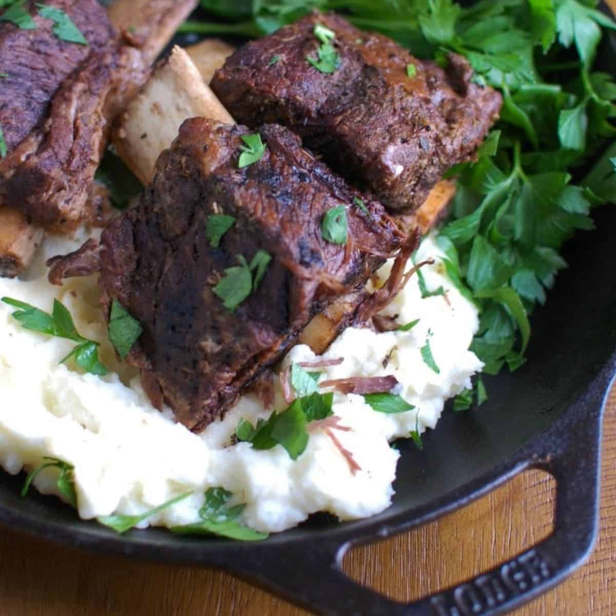 Slow Cooker Red Wine Short Ribs