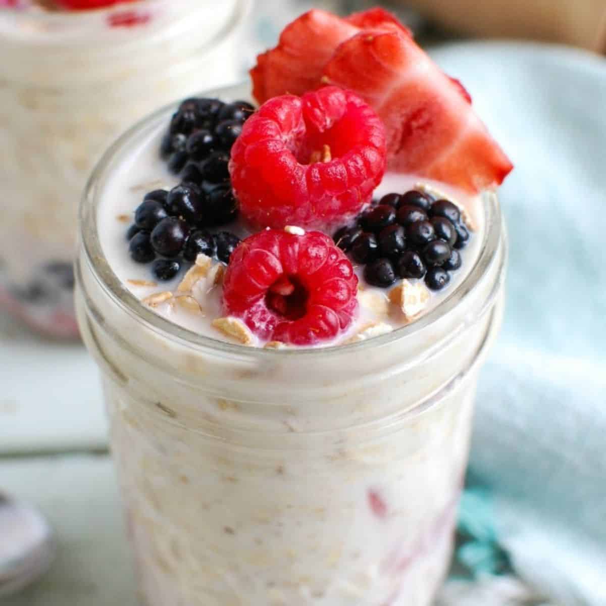 Overnight Triple Berry Oatmeal