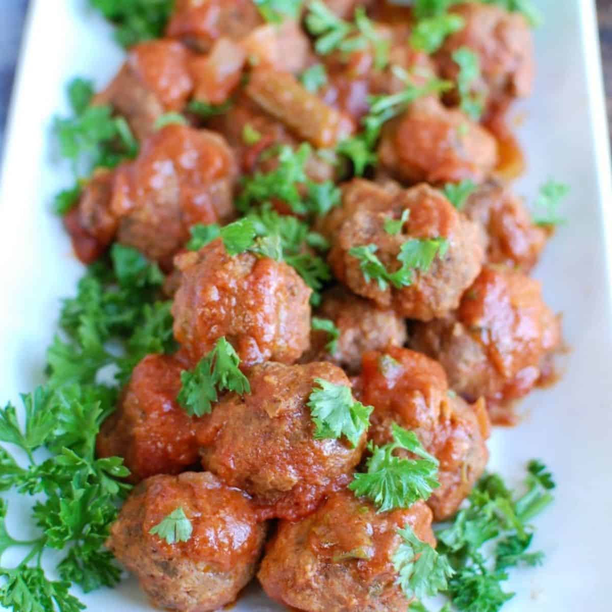 Slow Cooker Mediterranean Beef Meatballs