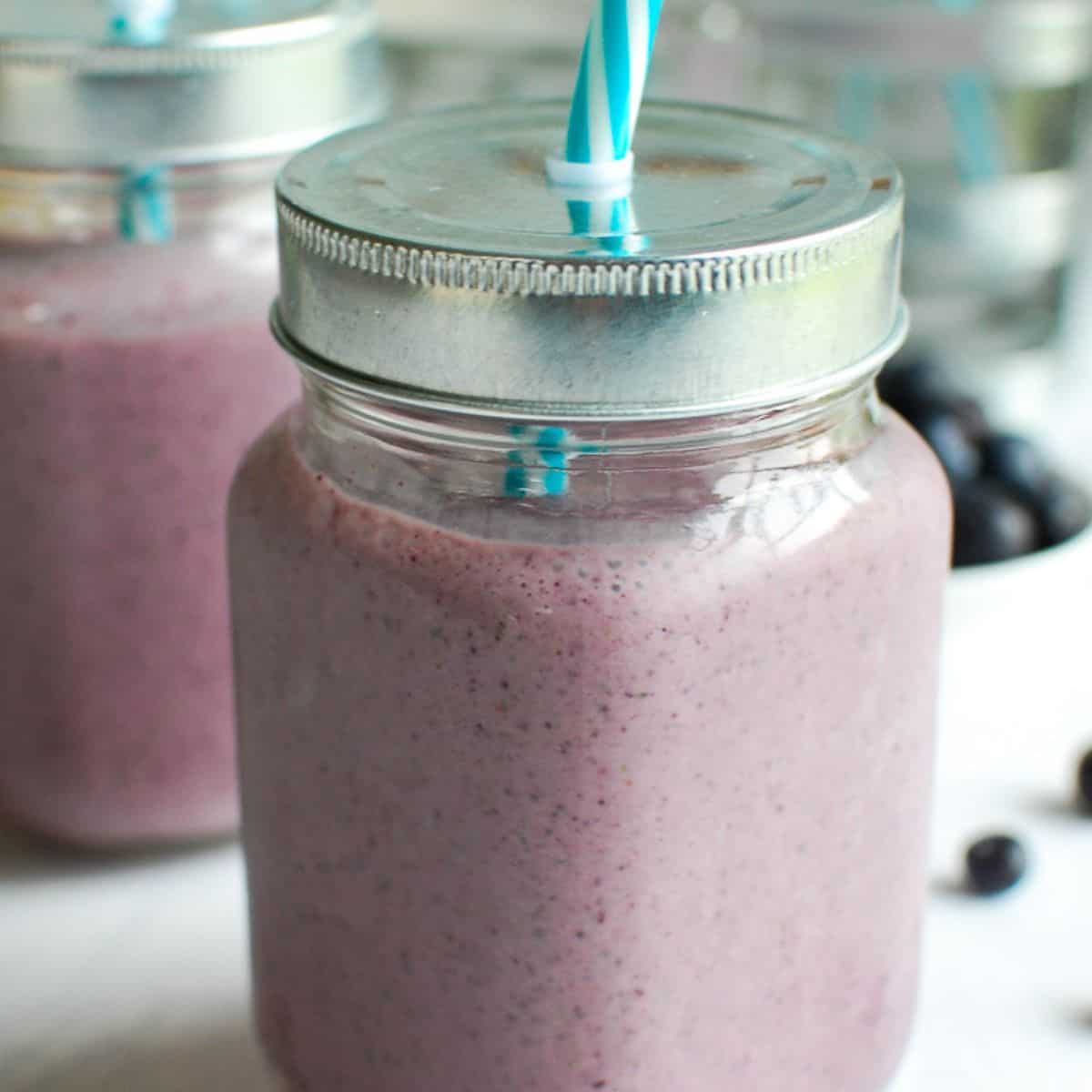 Blueberry Kale Smoothie