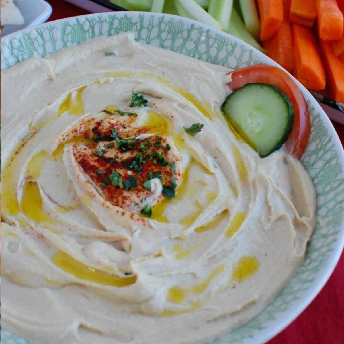 Lebanese Hummus Recipe (Creamy, Authentic, and Ready in 10 Minutes)