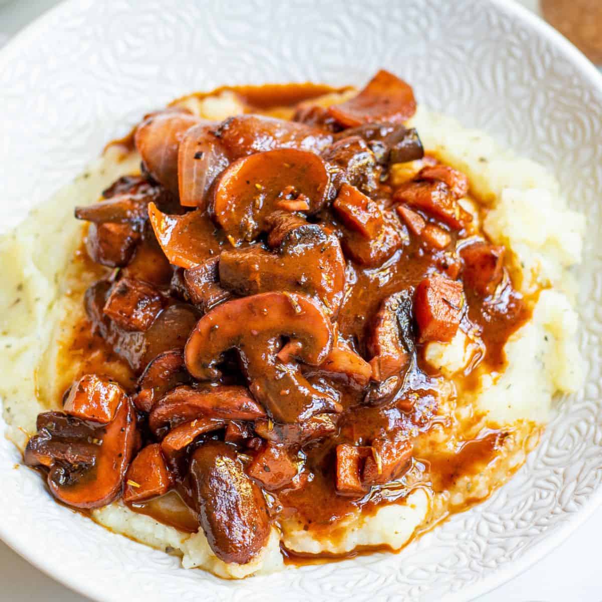 Mushroom Bourguignon
