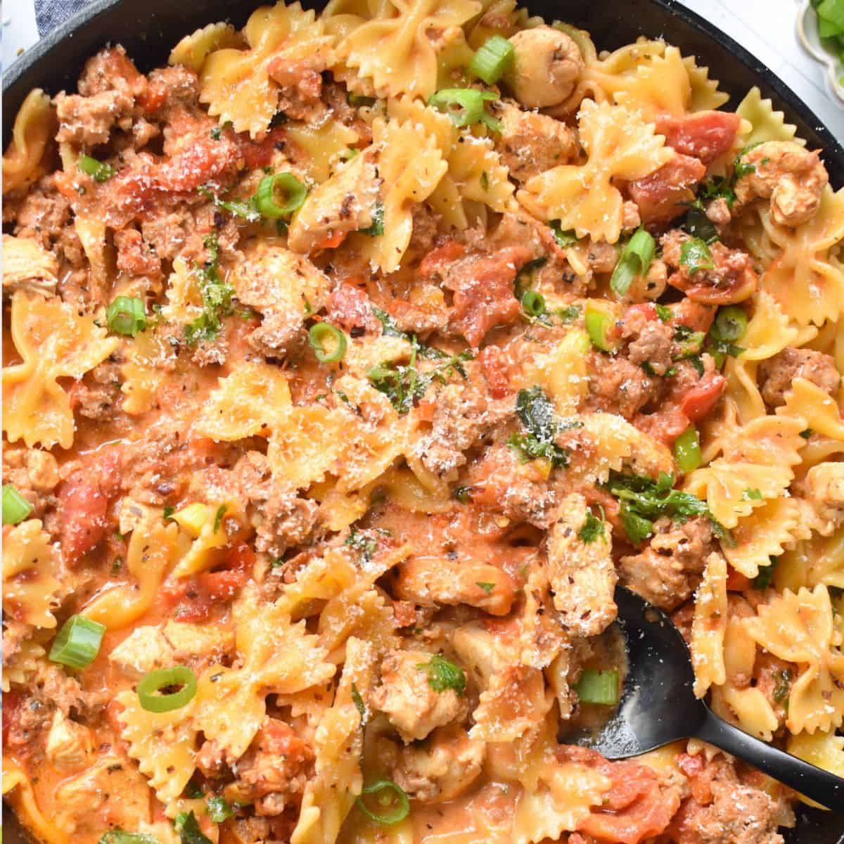Creamy Chicken and Chorizo Pasta Recipe