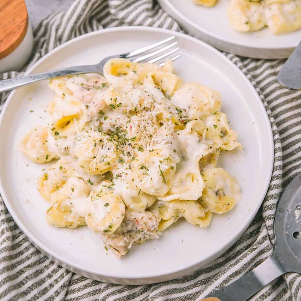 Olive Garden Chicken Tortellini Alfredo