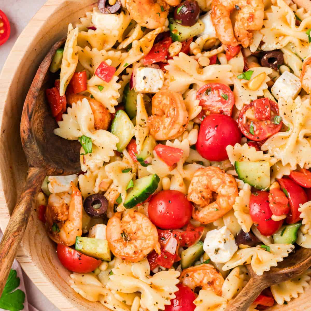 Mediterranean Shrimp Pasta Salad(Make-Ahead Friendly)